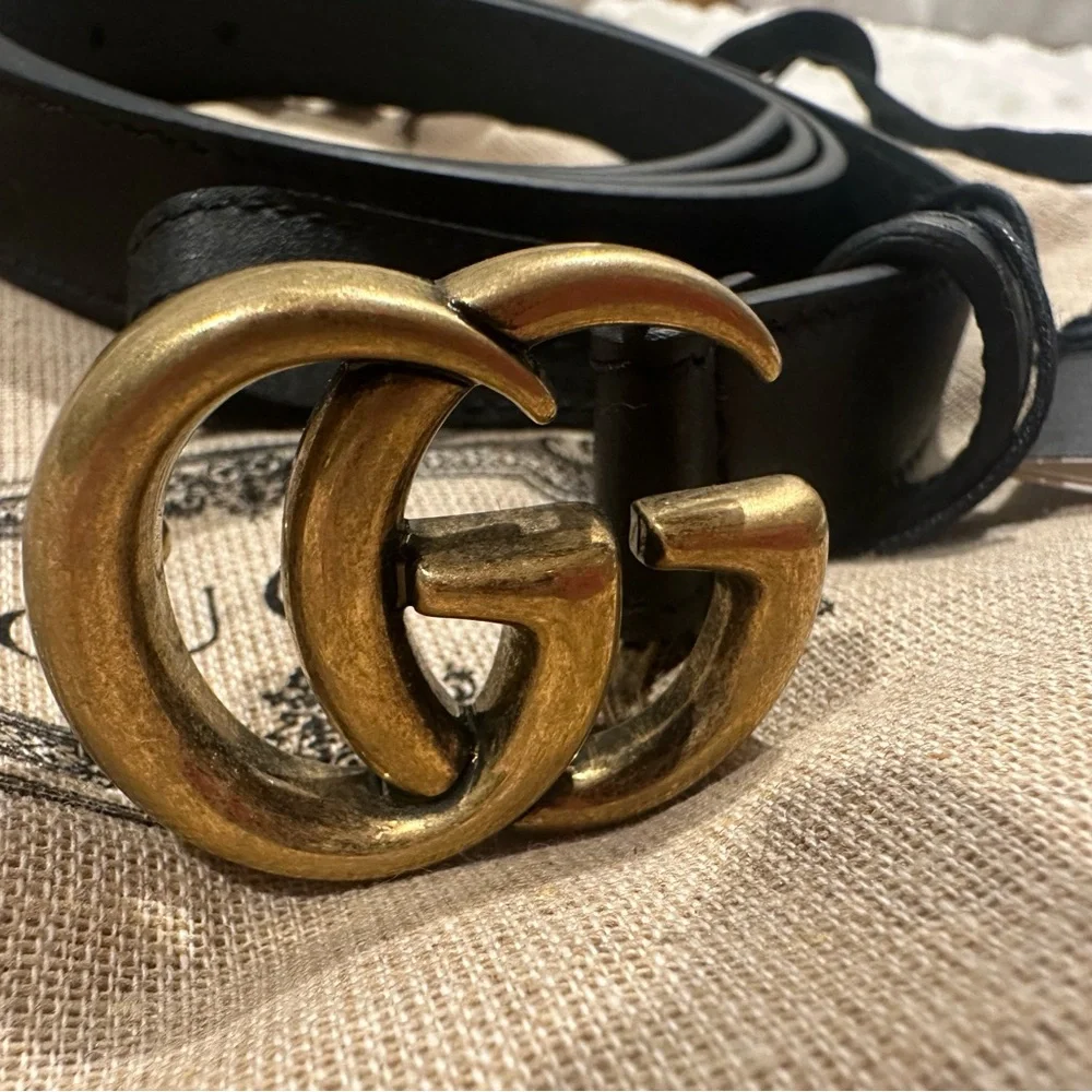 Gucci Black Leather Belt with Silver Buckle - Picture 6 of 11